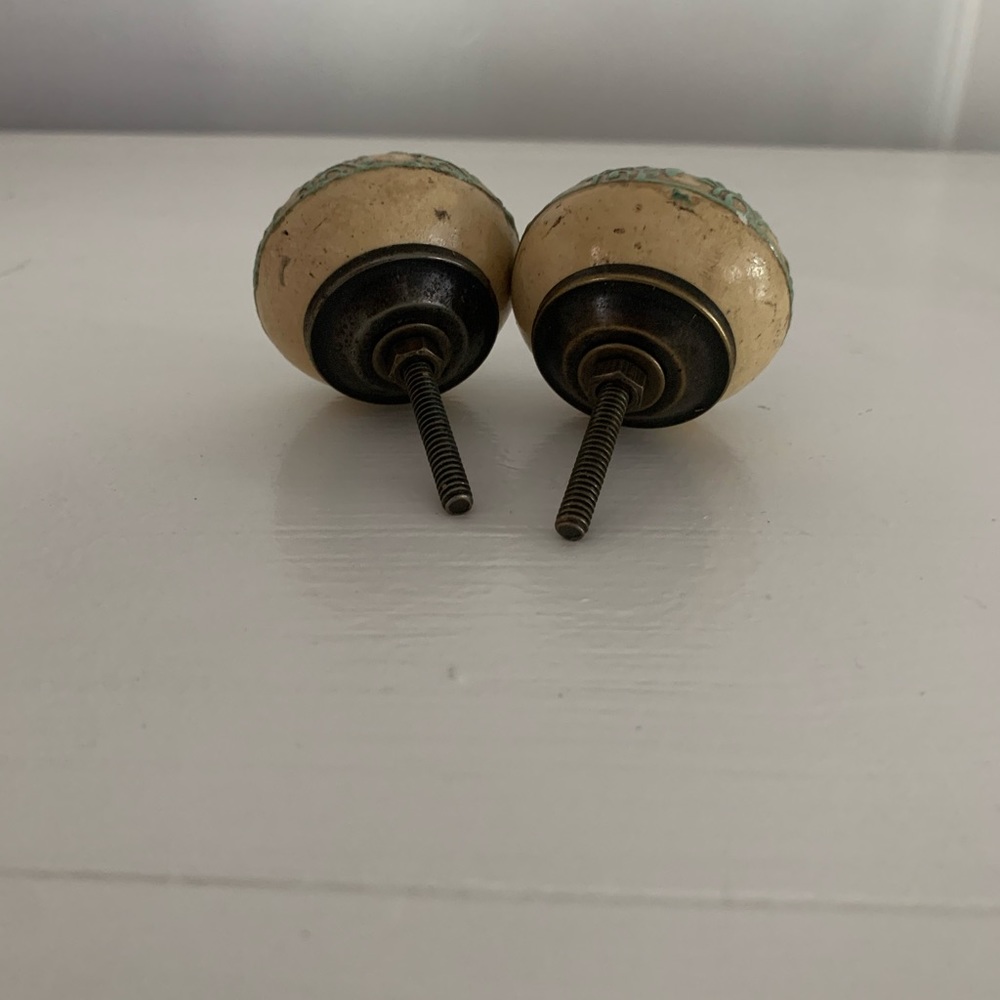 Weathered look door knobs - Picture 2 of 2